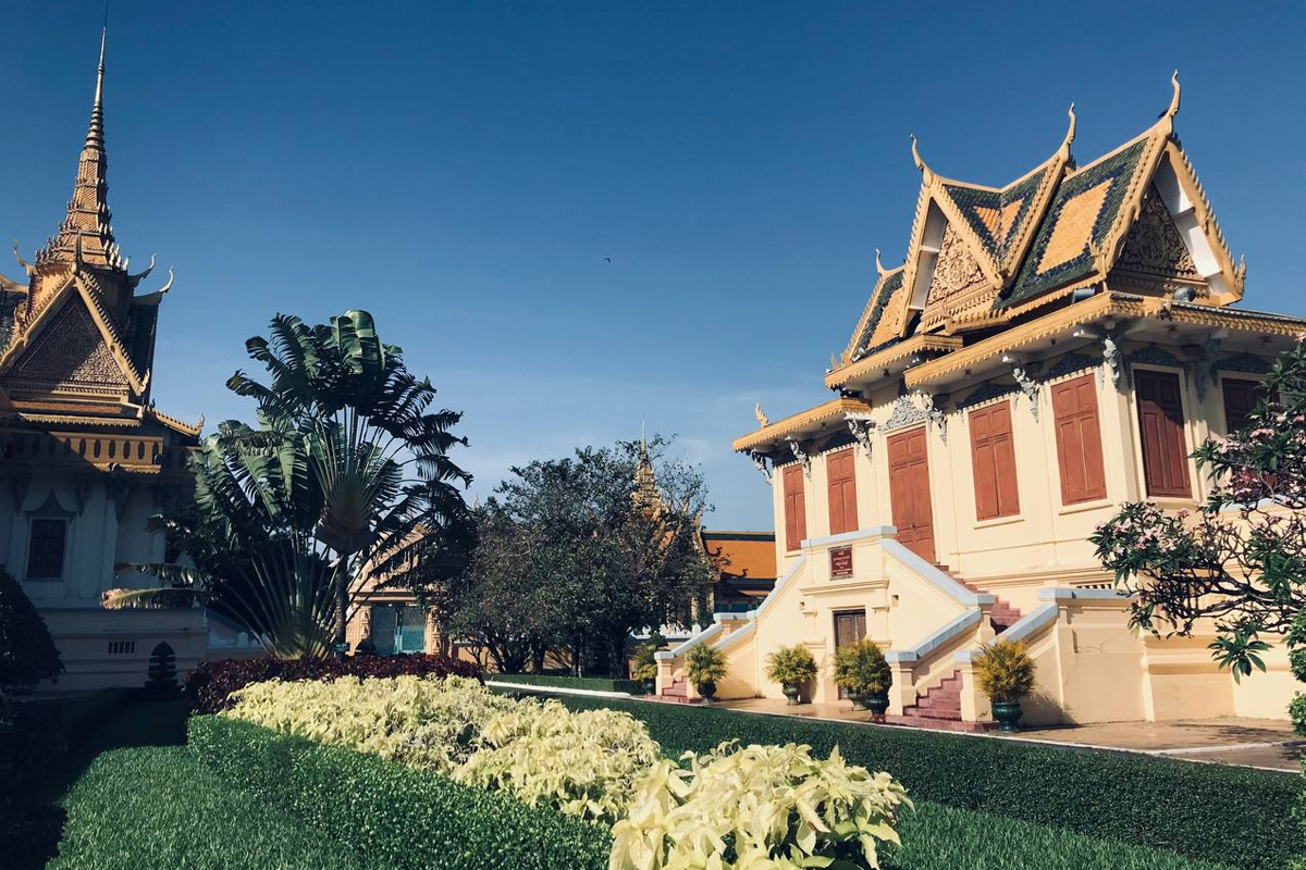 phnom penh vibrant city
